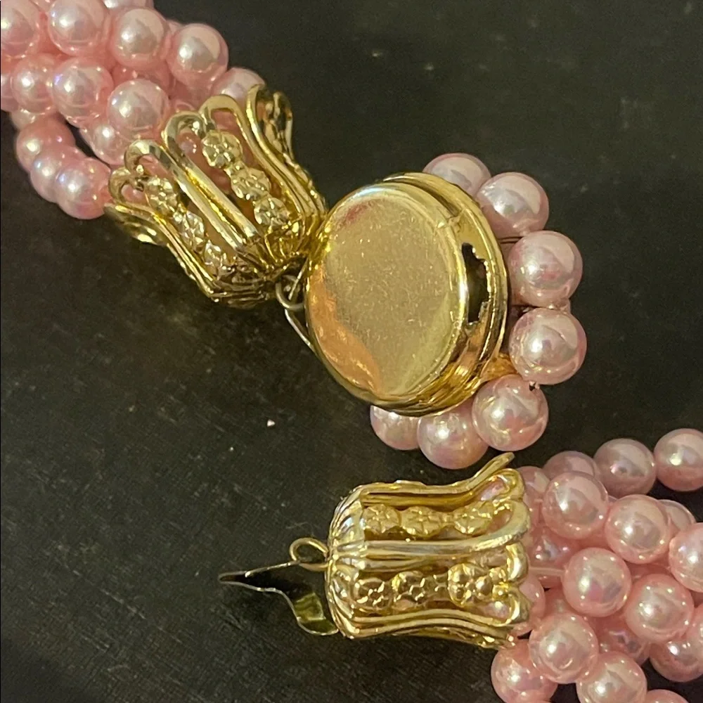 Vintage Japan Pink Pearlescent Multi-Strand Decorative Box Clasp Necklace - Picture 7 of 9